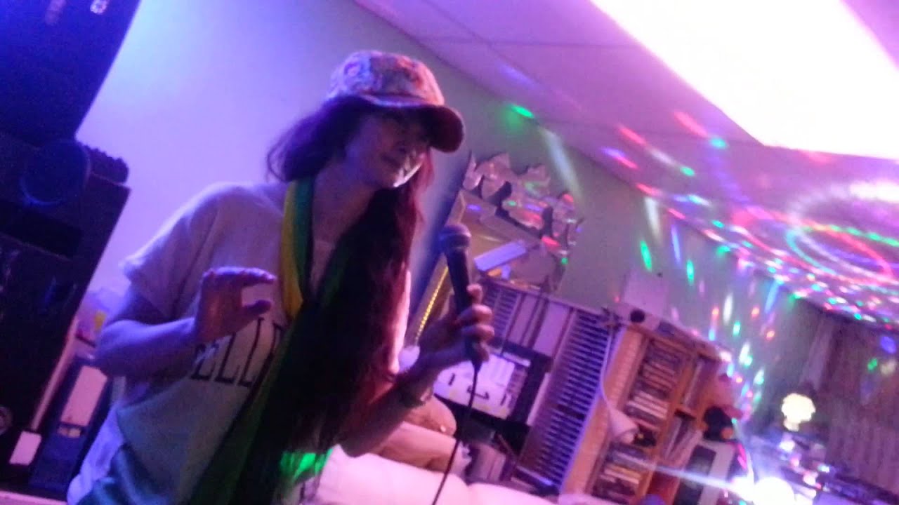 camera iphone 8 plus apk 在水一方，原唱鄧麗君，高紅玫排練中演繹