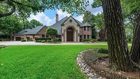 148 Cottonwood Drive :: Patricia Massey and Jennif...
