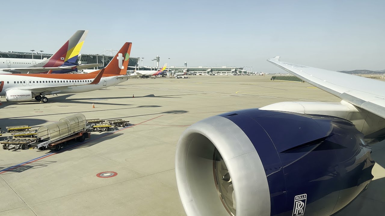 [4K] Air Premia Boeing 787-9 Taking off at Seoul Incheon / SCENIC Flight🎄/ YP521 ICN to ICN