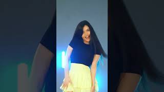 Download Lagu Aap Ka Aana | Hunterz, Kumar Sanu \u0026 Alka Yagnik MP3