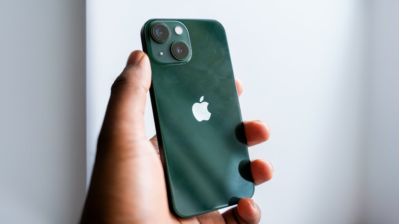 GREEN IPHONE 13 MINI // IS APPLE BRINGING BACK THE MINI