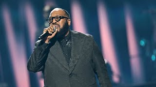 Marvin Sapp performs “He’s Not Finished” at 41st Annual Stellar Awards 