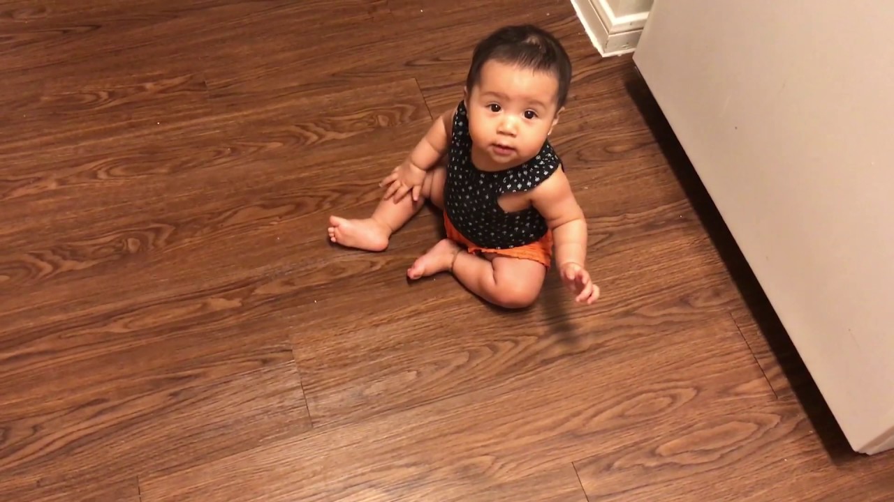 Mi bebe gateando a sus 6 meses 😍😍 - YouTube