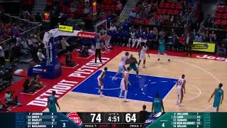 Dwight Howard Handles Ball up the Floor and gets And-1 Dunk - Hornets v Pistons NBA Preseason