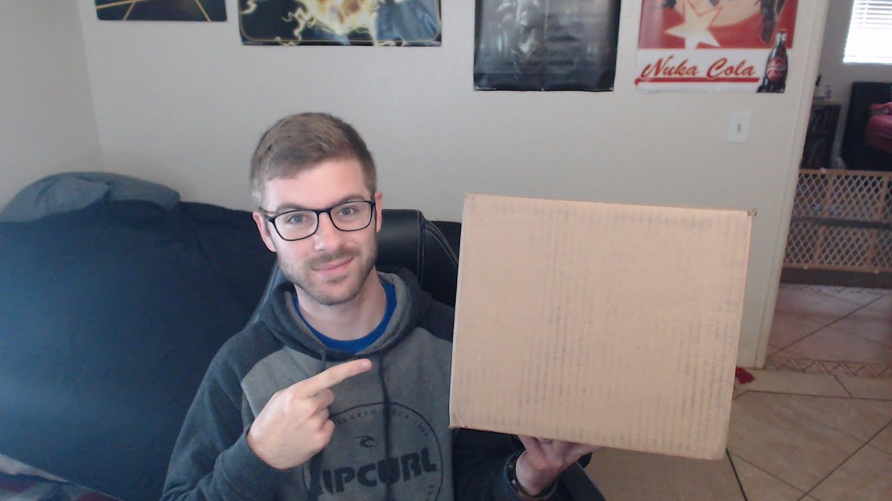 Unboxing, First Look, & Printing On the M3D Micro Plus 3D Printer