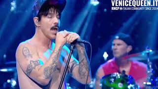 Red Hot Chili Peppers - The Longest Wave (LIVE DEBUT) - Le Grand Journal, Paris (14/06/2016)