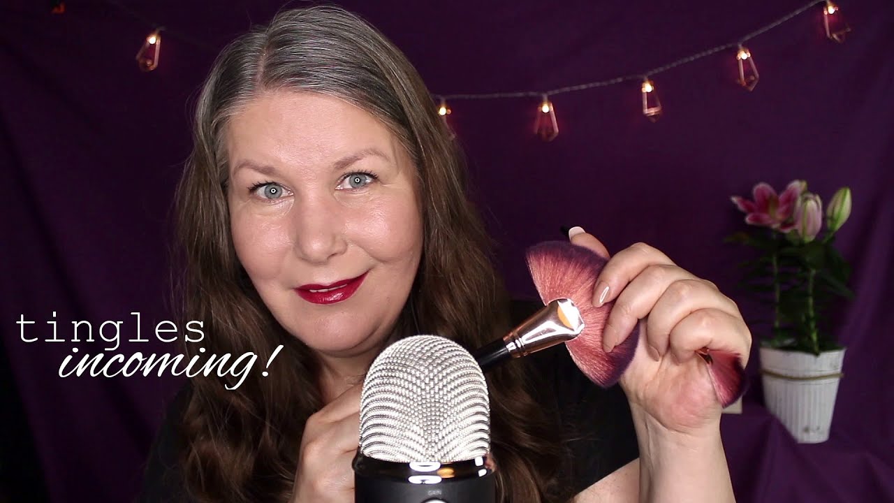 ASMR︱Mic Brushing Mit Verschiedenen Pinseln + Ein Wenig Geflüster︱Deutsch︱German