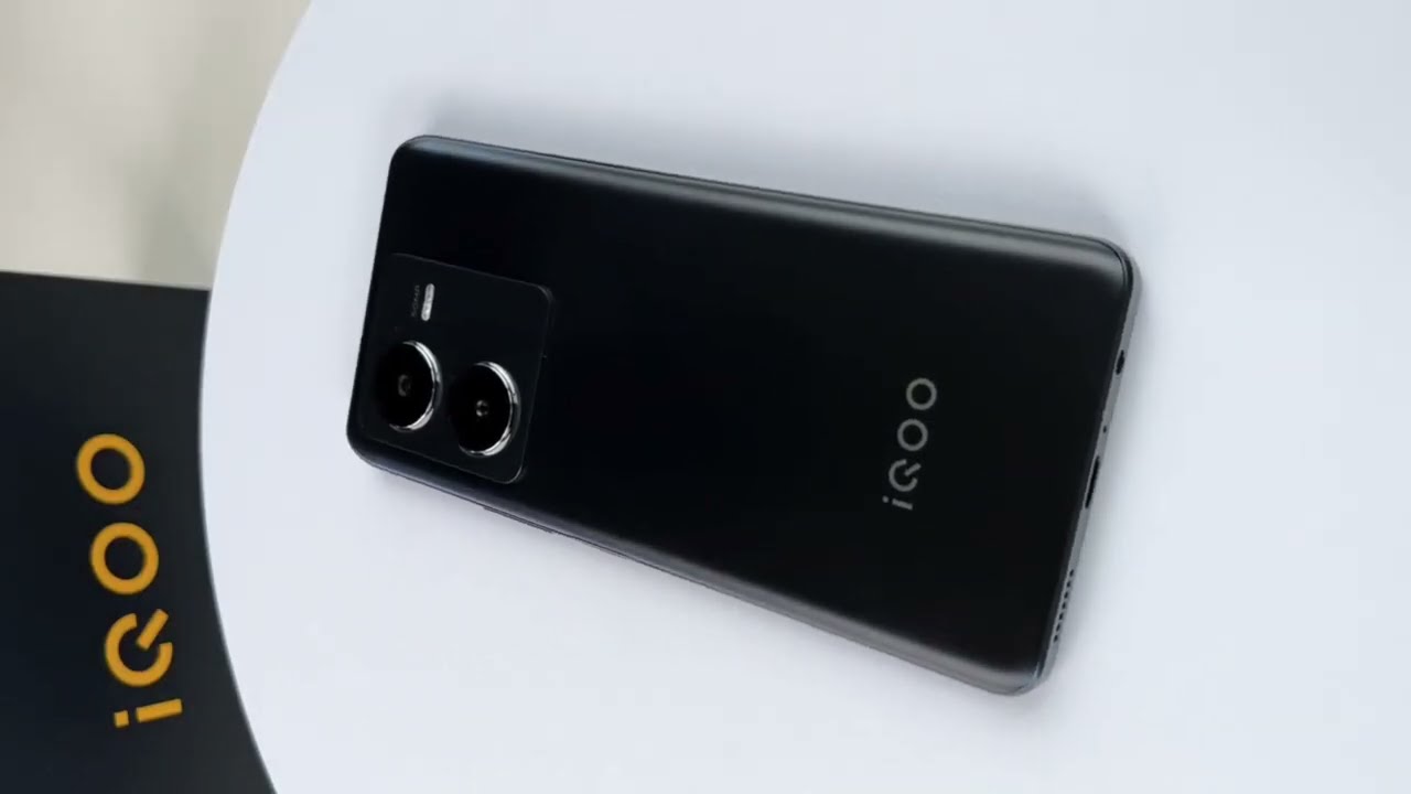 iQOO Z8x Black Unboxing,Snapdragon 6 chip, 6000mAh battery! - YouTube