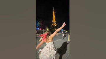 we were in PARIS ✨🇫🇷🥐🫶 #taylorswift #paris #paris2024 #midnights