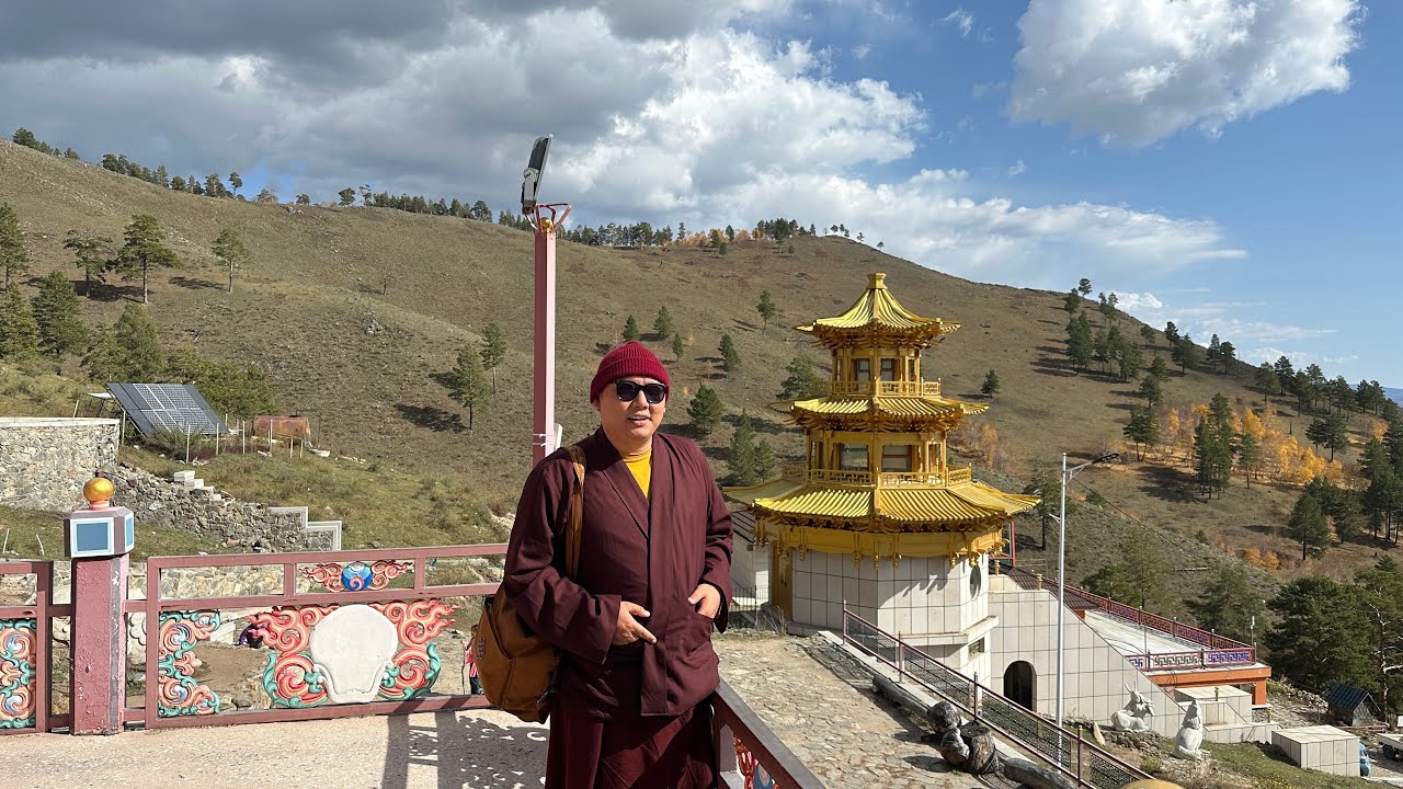 ཨག་ལགས་དབེན་རི། aglag monastery in Mongolia 