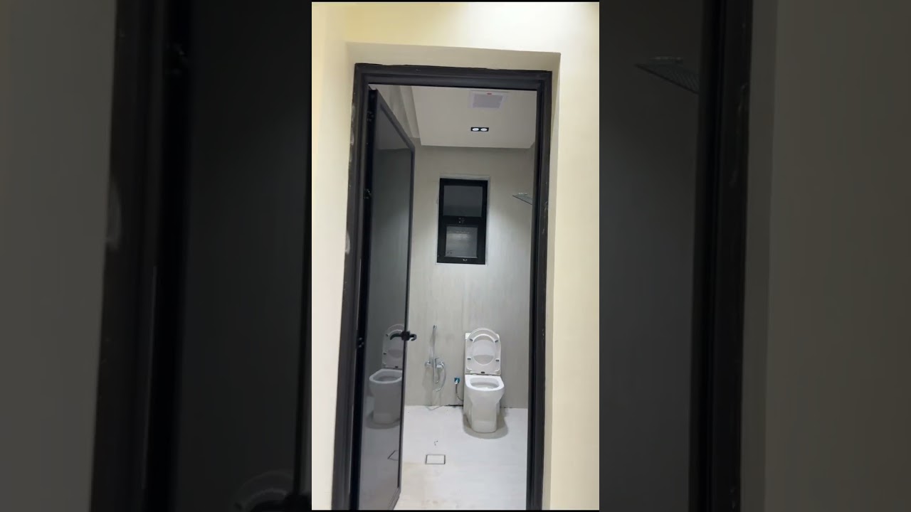 دبلكسات شبه منفصله حي الحمراء الثالث مساحة 210 متر التواصل/ 0503904447