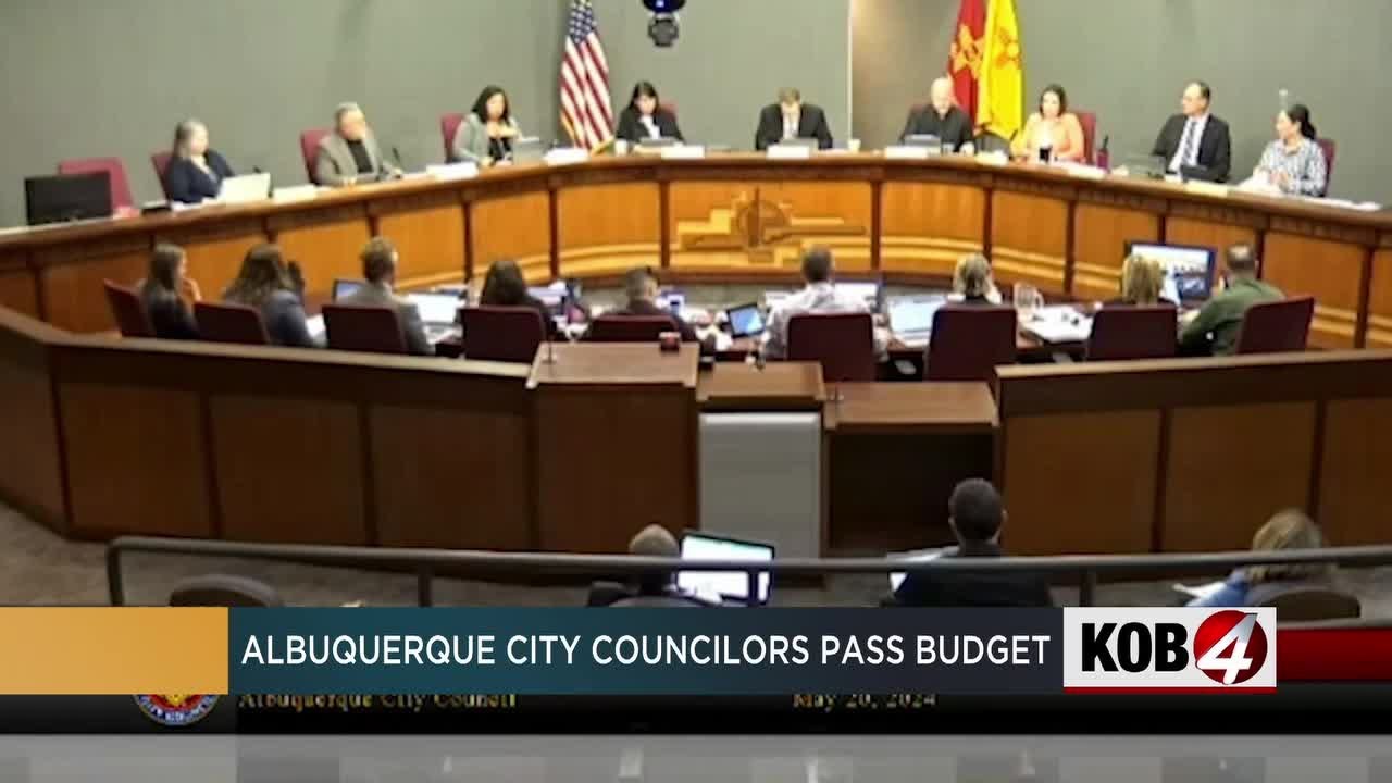 Albuquerque City Council passes $1.4B city budget - YouTube