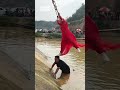 The Red-clad Goddess Demonstrates "Lingbo Weibu"! #Swinging on Water