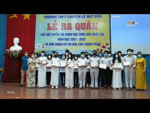 Video Trường THPT chuyên Lê Quý Đôn đón nhận cờ thi đua của... - youtube