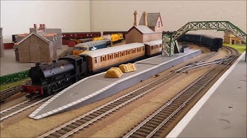 Bachmann 32-581 BR Ivatt Class 4MT 2-6-0 No. 43018 Early Emblem DCC Ready B22942