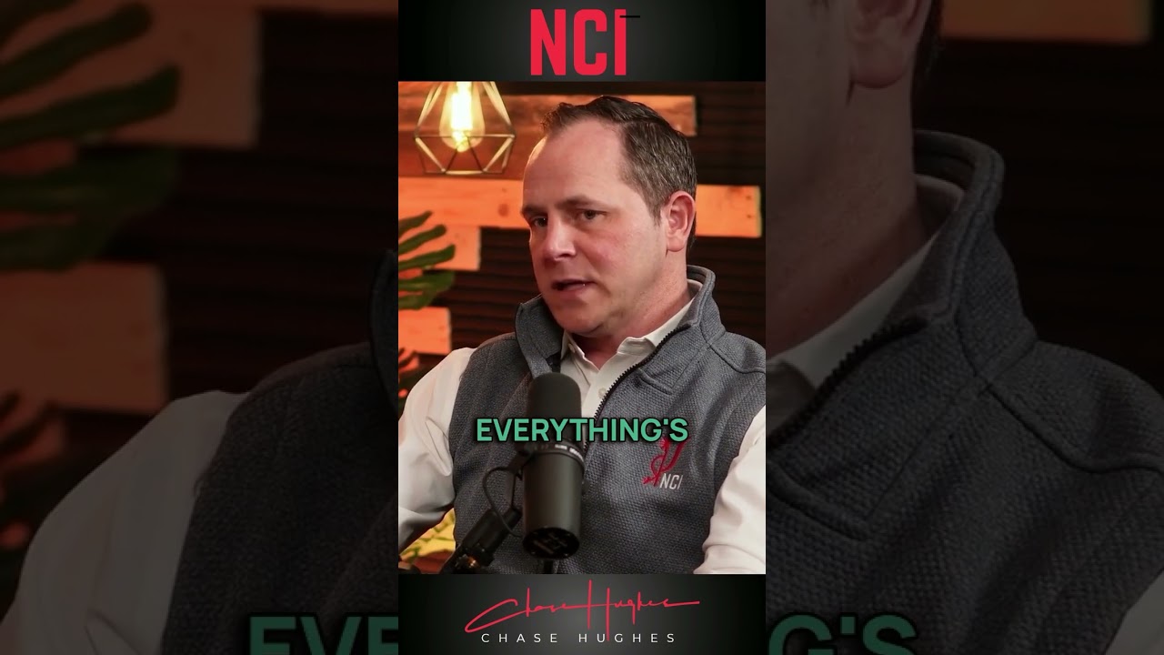 🎙️ Why Podcasts Are CRUSHING Traditional Media!