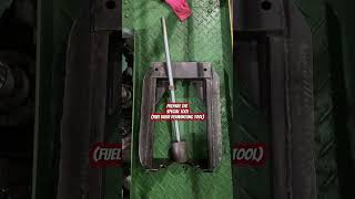 Replacing MAN B&W 6S60 ME-C Fuel injector valve 