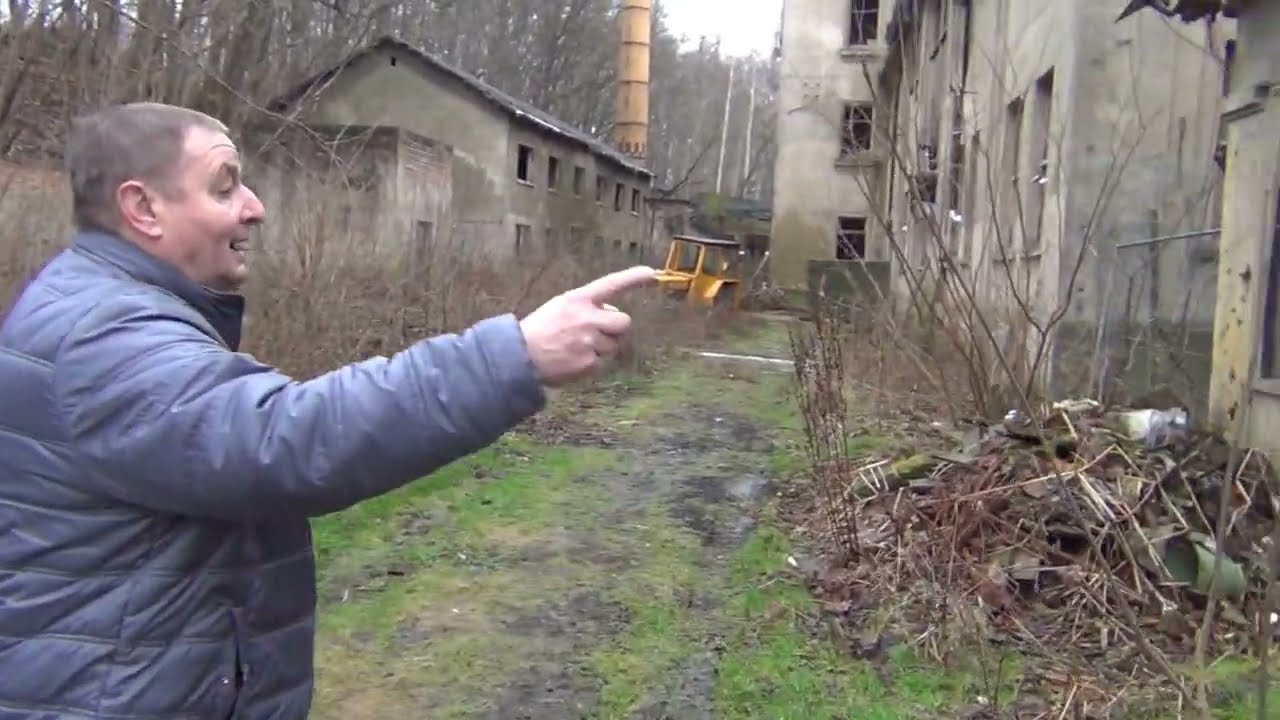 Verlassene Teppichfabrik - Zeitzeuge berichtet