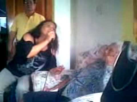 EN CASA DE CHARITO OTERO- marle cantando el exposito.3gp