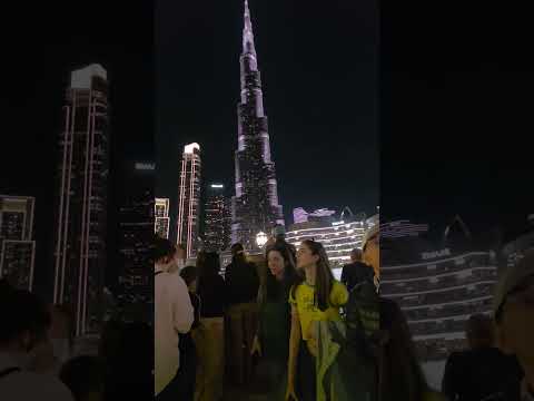 dubai burj khalifa downtown night view.  light show ✨️ ❤️ #burjkhalifa #dubai