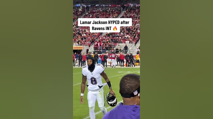 Lamar Jackson was loving the Ravens defense 👏