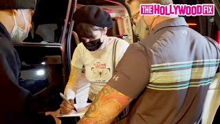 Halsey Stops To Sign Autographs For A Lucky Fan While Leaving Iann Diors Album Release Party
