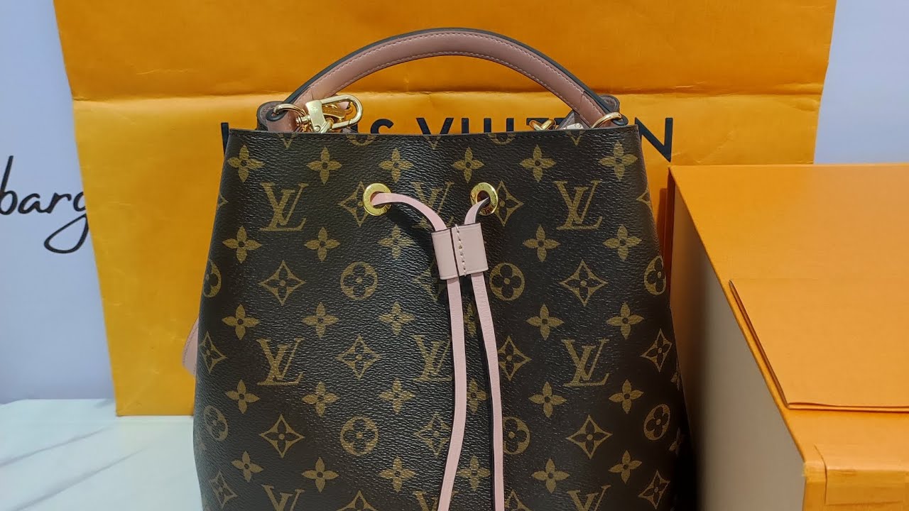 Shop Louis Vuitton NEONOE Monogram Casual Style 2WAY Leather