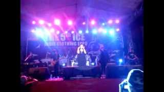 Download lagu Sarasvati Sunyaruri ICE Surabaya Sarasvati Sunyaruri ICE Surabaya
