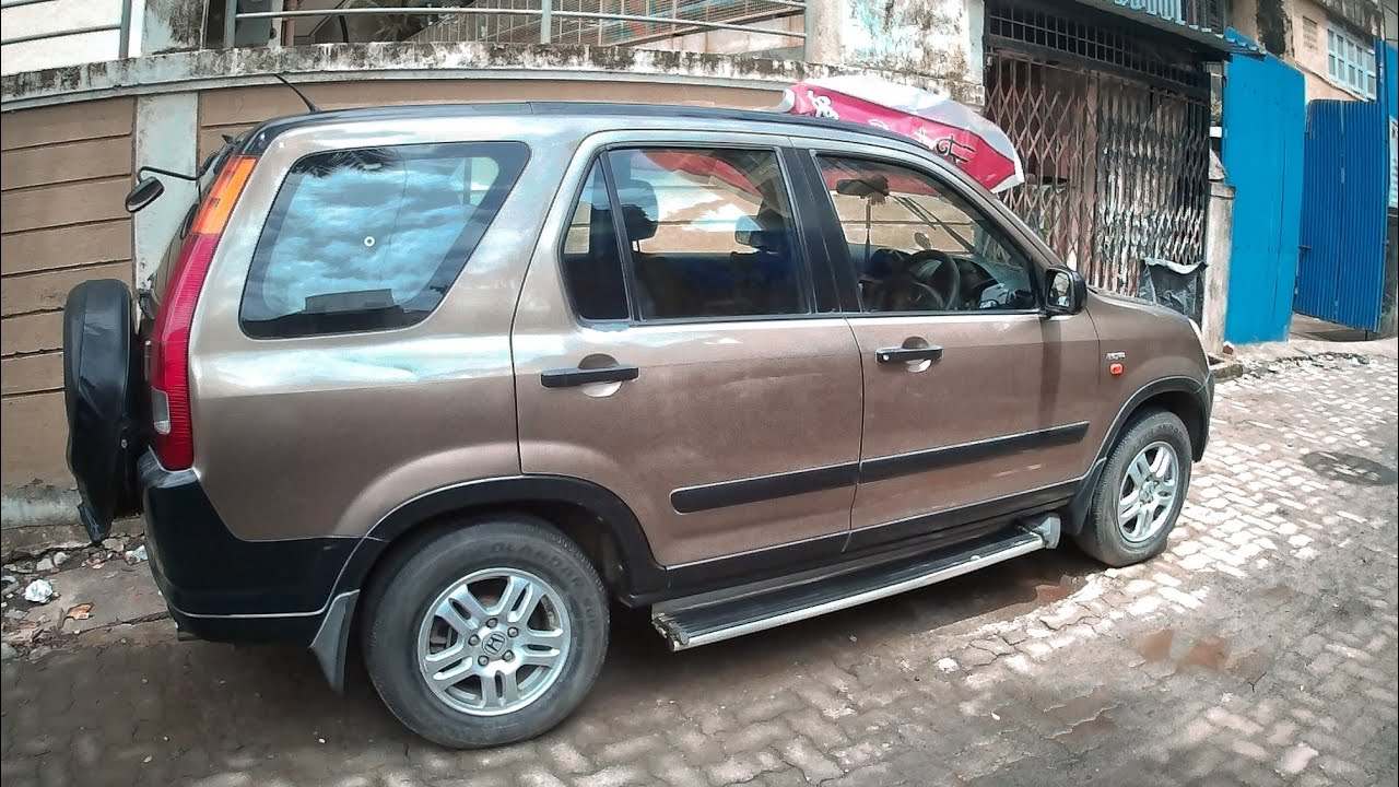 My Honda CR-V 2002 Walkaround and Engine Sound - YouTube