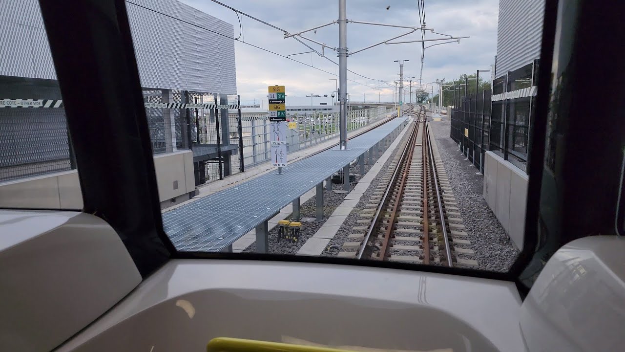 Entire REM ride from Brossard station to Central station on opening weekend 🚅 - Sun., July 30, 2023