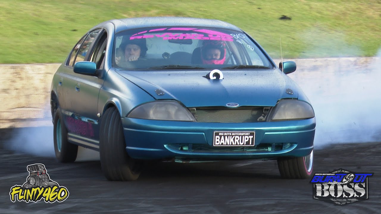 AU FALCON "BANKRUPT" AT BURNOUT BOSS YouTube