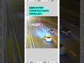 Водитель едва успел отойти от машины перед ДТП на МКАД