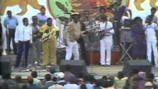 Eek-A-Mouse - Ghetto Living Live Reggae Sunsplash 1982