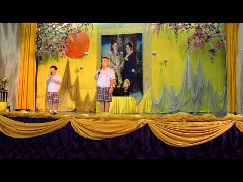 การแสดงขับร้องเพลงจีนเทิดพระเกียรติ 2557