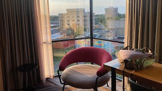Getting a fancy hotel in Downtown Hampton, VA