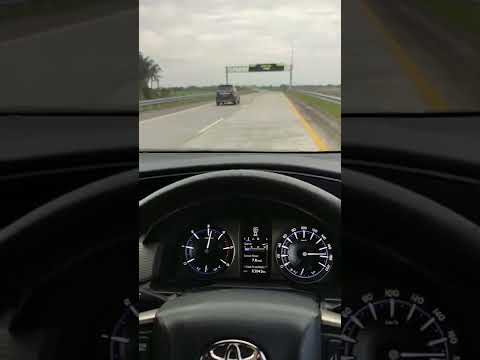 Top Speed Toyota Kijang Innova Reborn Diesel 2.4L A/T Type V 180km/h