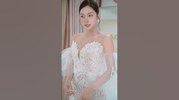 Mẫu váy cưới đuôi cá tôn trọn vóc dáng nàng dâu #shorts