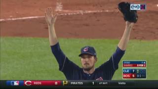 Austin Jackson Makes INSANE CATCH Against Red Sox