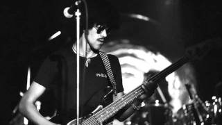 Thin Lizzy - Johnny The Fox (Live Paris '78) 8/16