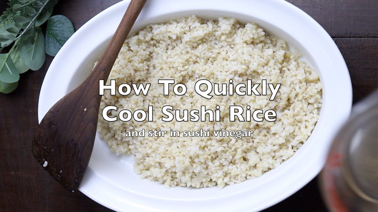 How to Mix Sushi Rice - YouTube