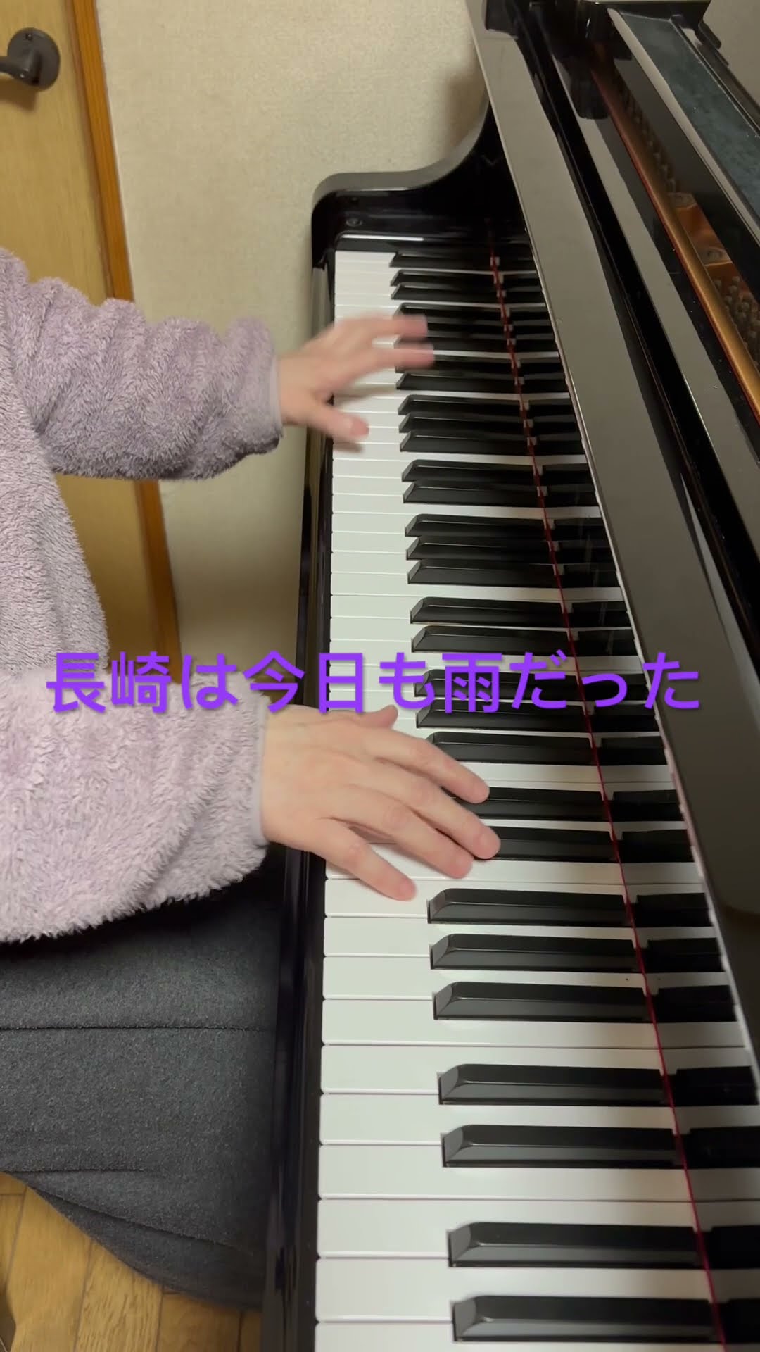 長崎は今日も雨だった ピアノ - YouTube