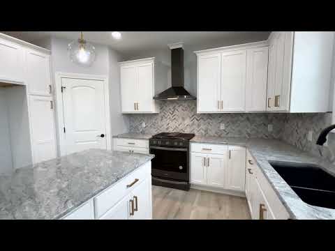 8550 Hocking Cv, Waterville, OH home video tour