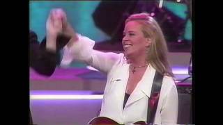 He thinks he'll keep her  Mary Chapin Carpenter (live 1993)