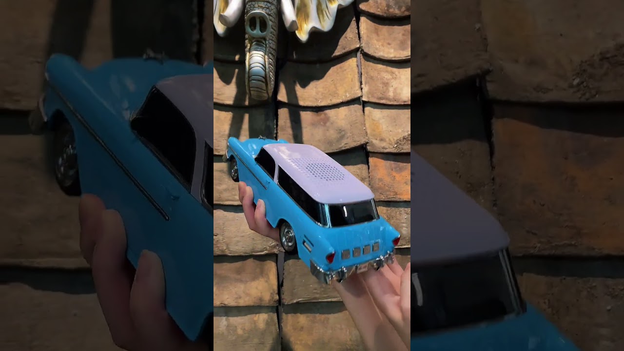 Vintage Car Bluetooth Speaker Retro Style, HD Stereo, LED DisplayIdeal for Home Decor, Office