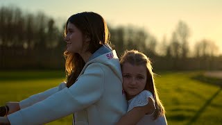 Vídeo de Matilde Batista - Time Is Way Too Fast
