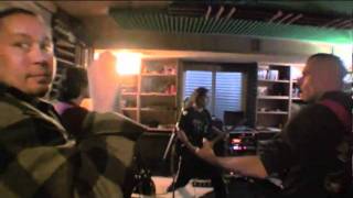 XYZ - Come On And Love Me - Studio Jam 2010 chords