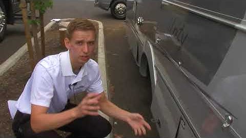 2013 Leisure Travel Unity 24TB (11393LC)