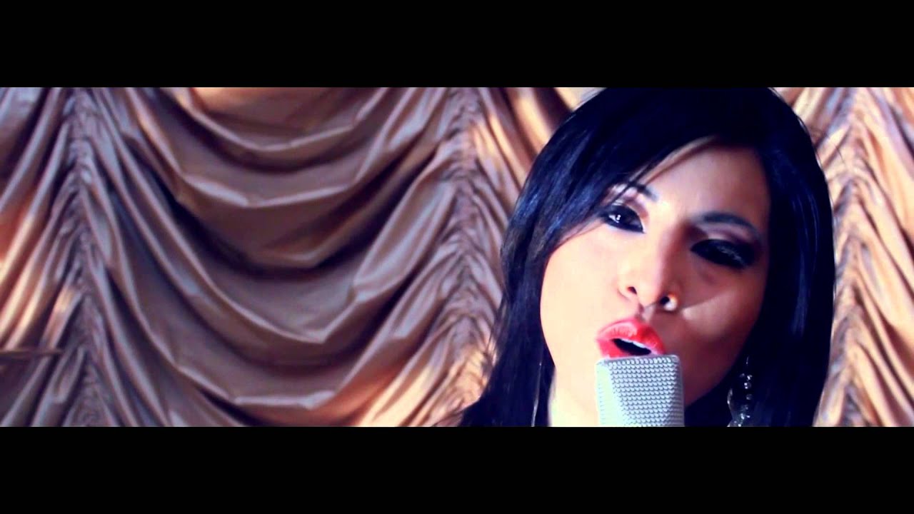 Emily - Simplemente Amigos (Video Oficial)