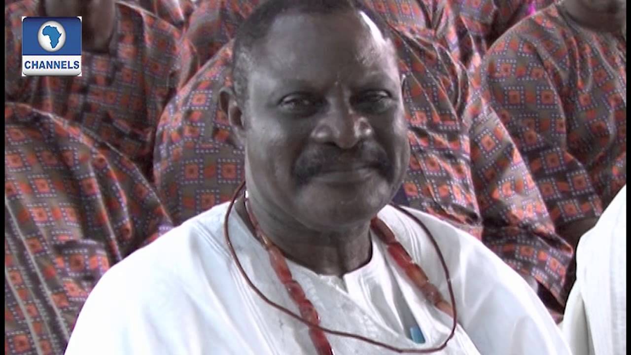 Metrofile: Abiodun Okanlawon Weds Abidemi Akale