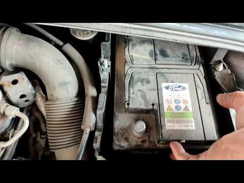 CAMBIAR BATERÍA FORD FOCUS ECO BOOST 1.0 Y FILTRO DE AIRE - YouTube